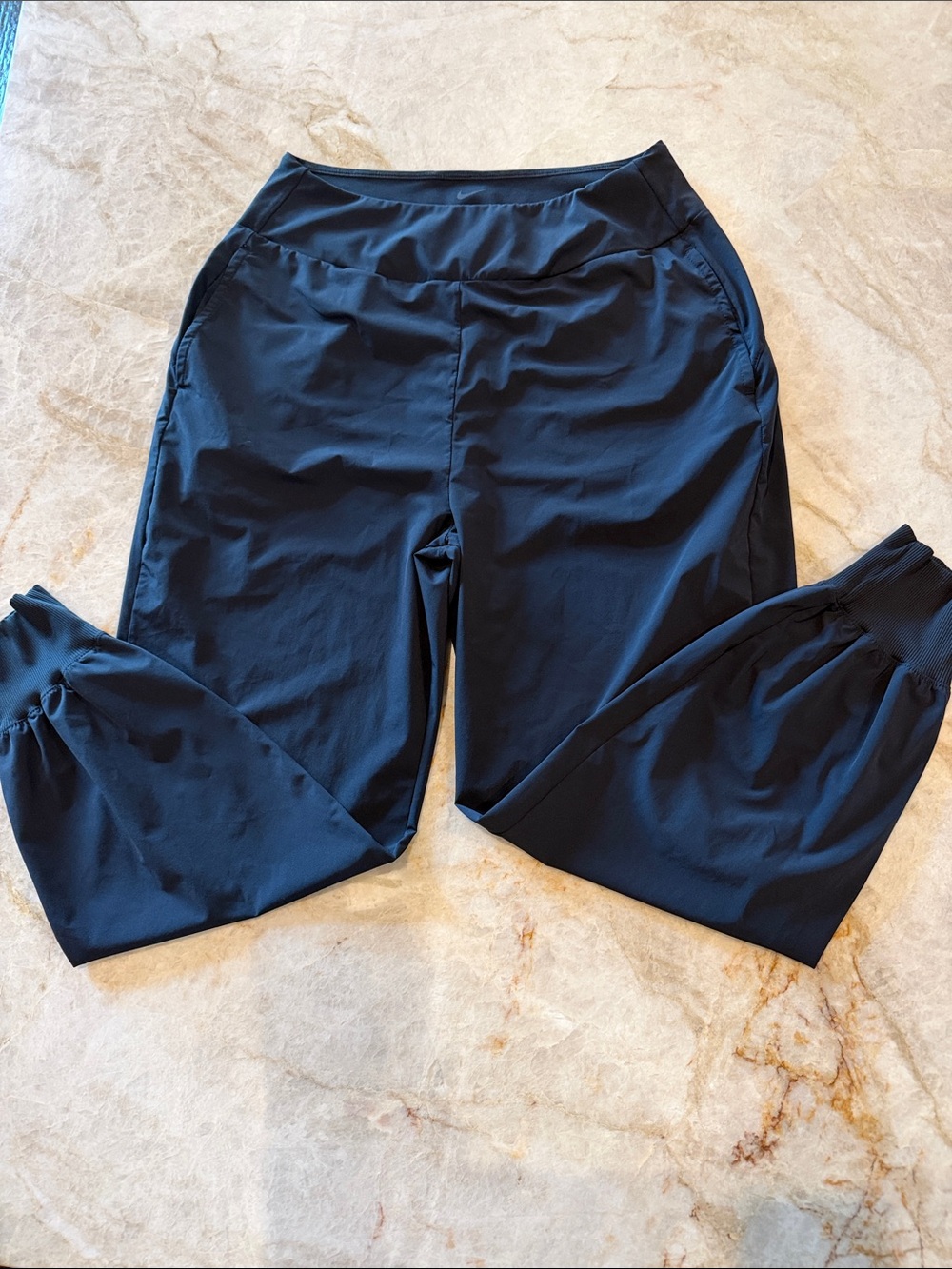 Nike Drifit jogger size M